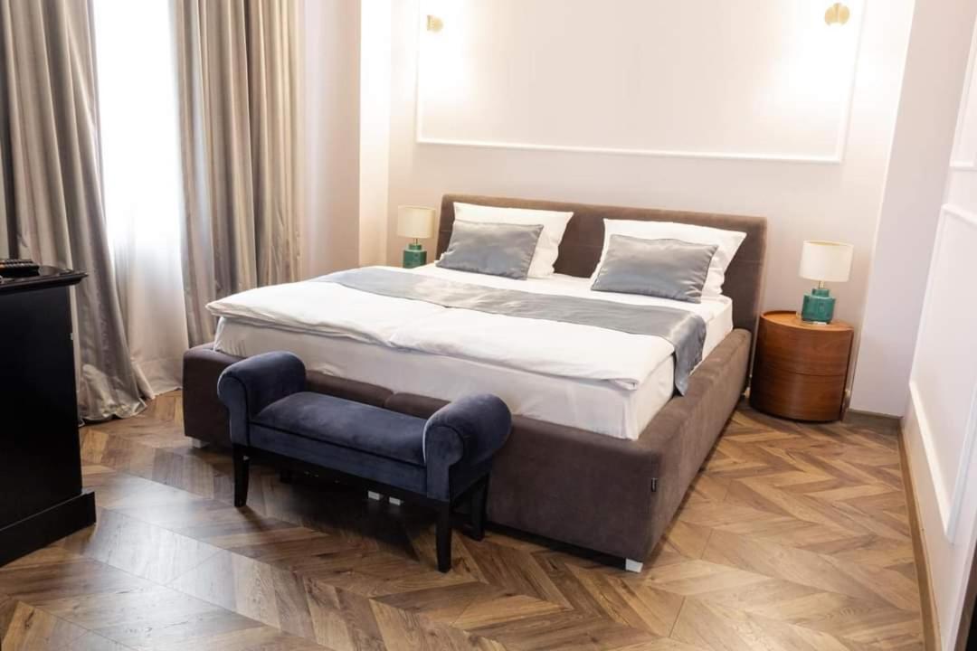 Hotel Balkan Centar Μπιέλινα Εξωτερικό φωτογραφία
